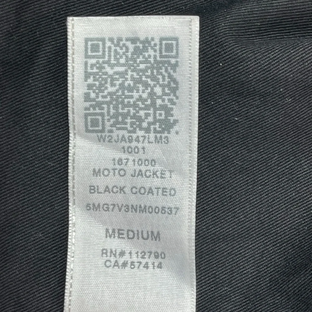 True Religion Women’s‎ Medium Cropped Moto Jacket Black Coated Biker Zip